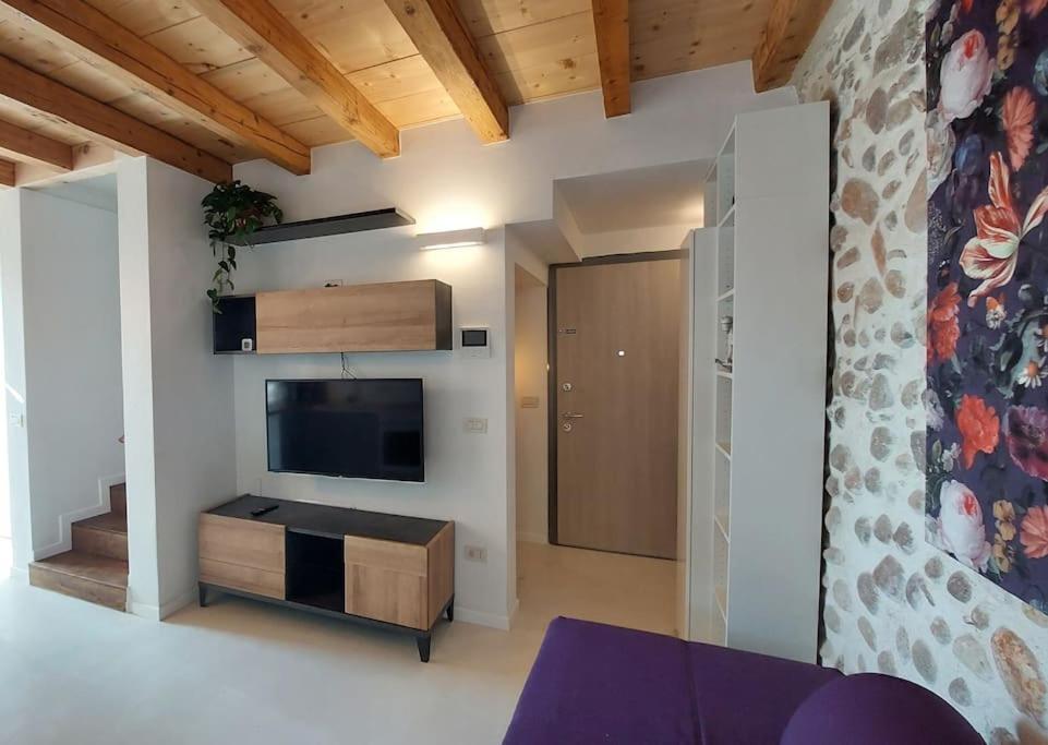 Sui Tetti Di Valeggio - Holiday Apartment Valeggio sul Mincio Eksteriør bilde