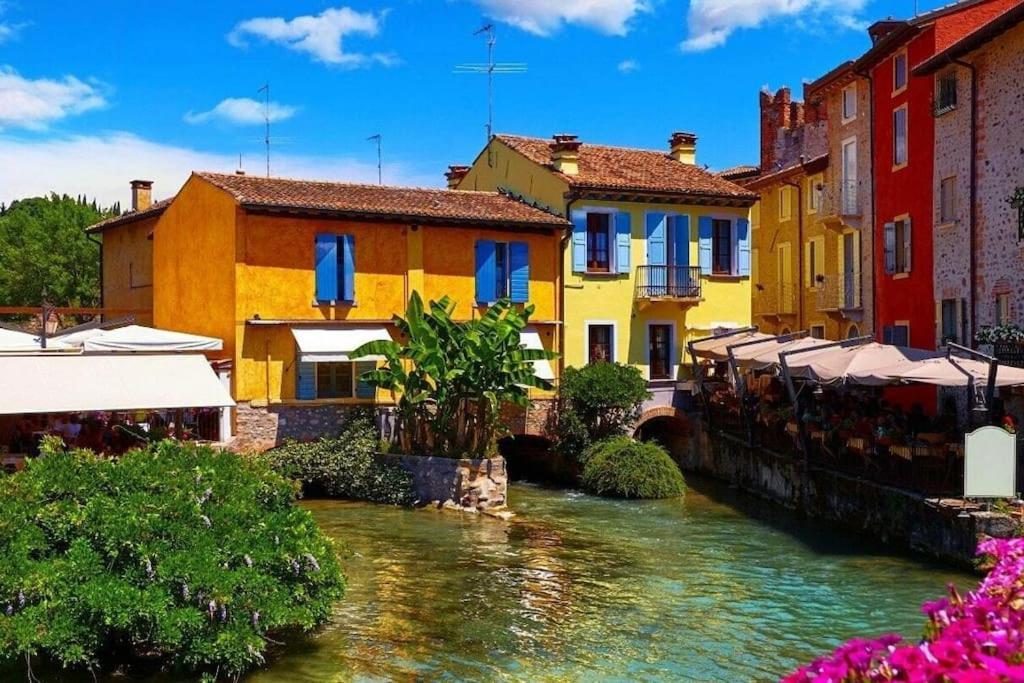 Sui Tetti Di Valeggio - Holiday Apartment Valeggio sul Mincio Eksteriør bilde