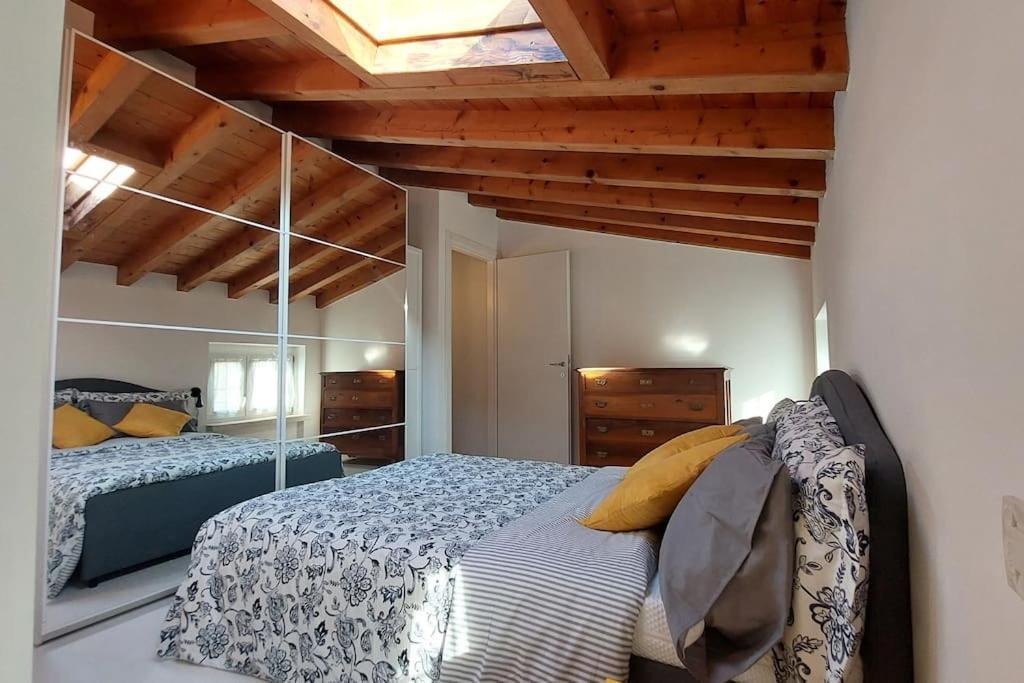 Sui Tetti Di Valeggio - Holiday Apartment Valeggio sul Mincio Eksteriør bilde